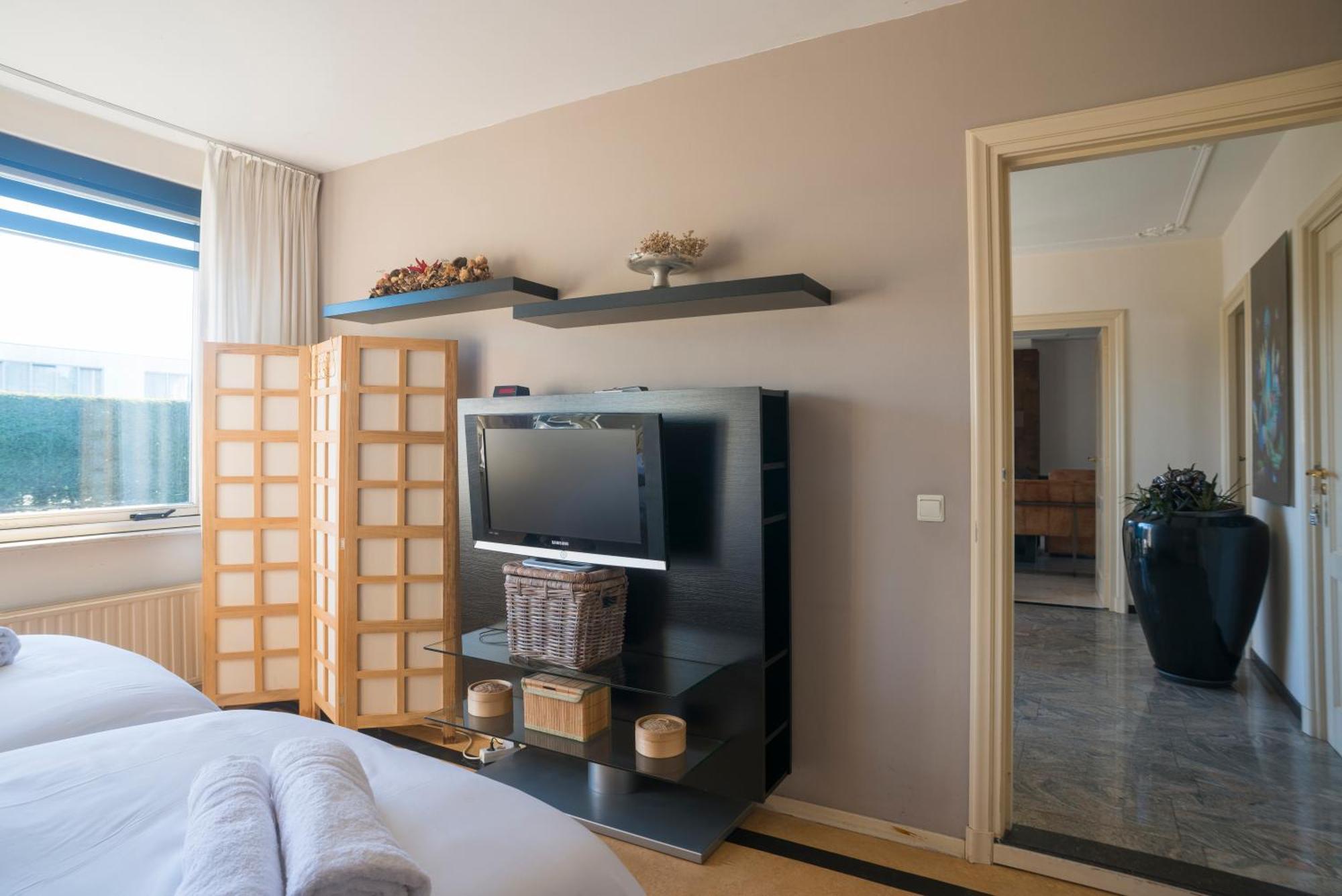 Xxl House With Free Parking & 3 Bedrooms تيلبورغ المظهر الخارجي الصورة